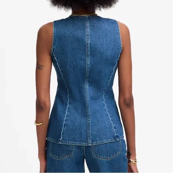 *NWT* Madewell Denim Vest
💙make an offer💙 - Picture 3 of 8